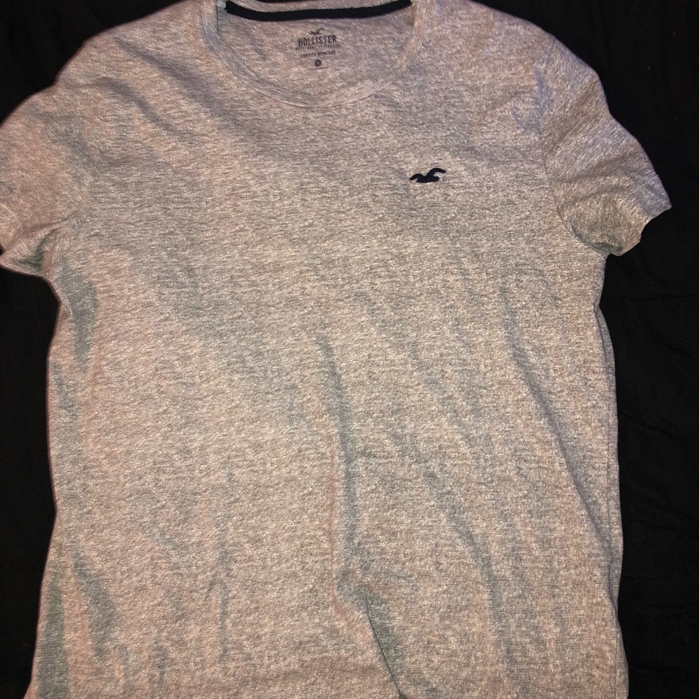 Hollister, Gray T-Shirt